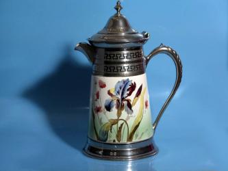 Fayencekanne. Mettlach, um 1910 