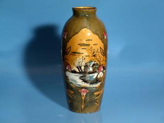 Steingutvase. Um 1900 