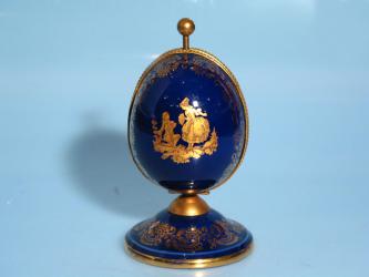 Flakonhalter in Eiform. Limoges, um 1980 