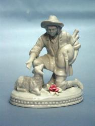 Dudelsackspieler mit Lamm. Sitzendorfer Porzellan - neu - UVP 94 