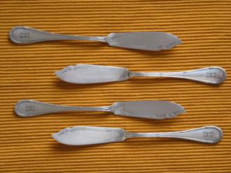 Vier silberne Jugendstil-Fischmesser. Bruckmann um 1914 