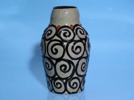 Keramikvase. Kandern, 1913-1915 