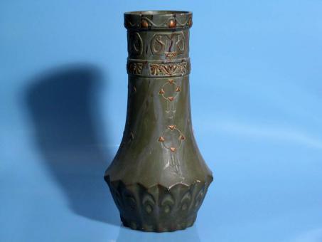 Keramikvase. Schiller & Sohn, um 1910 