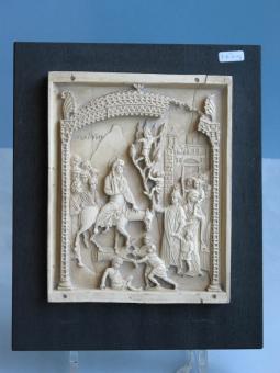 Mittelalterliches Relief. Museumsreproduktion 