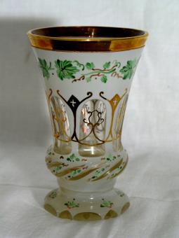 Fußglas. Böhmen um 1920 