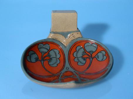 Jugendstil-Feuerzeughalter Mod. 2846. Mettlach, 1908 