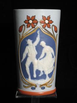 Jugendstil-Becher. Mettlach, 1904 